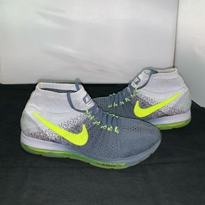 Nike ZOOM ALL OUT FLYKNIT VOLT SHOES MENS